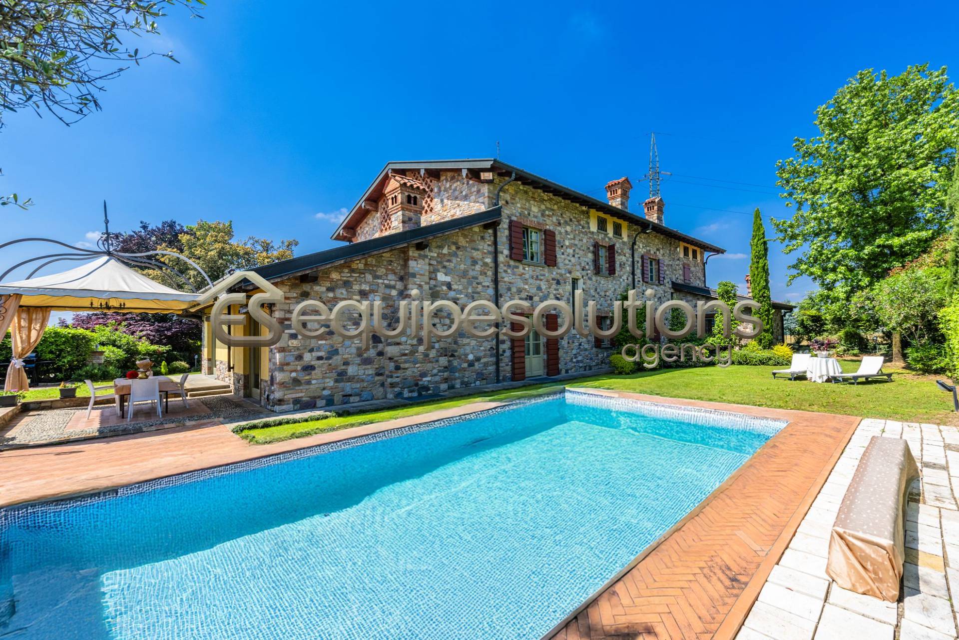 Villa in vendita a Castelli Calepio