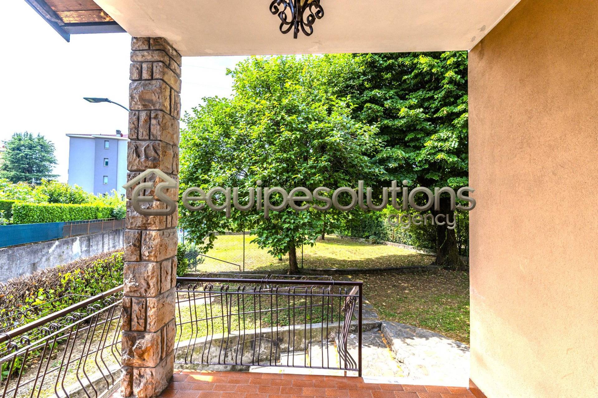 Casa singola in vendita a Alzano Lombardo
