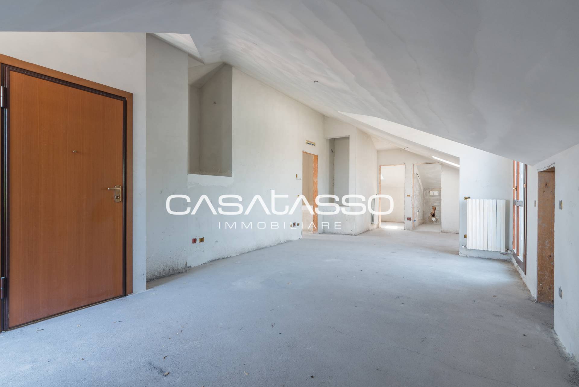 Mansarda in vendita a Macerata, Semicentrale