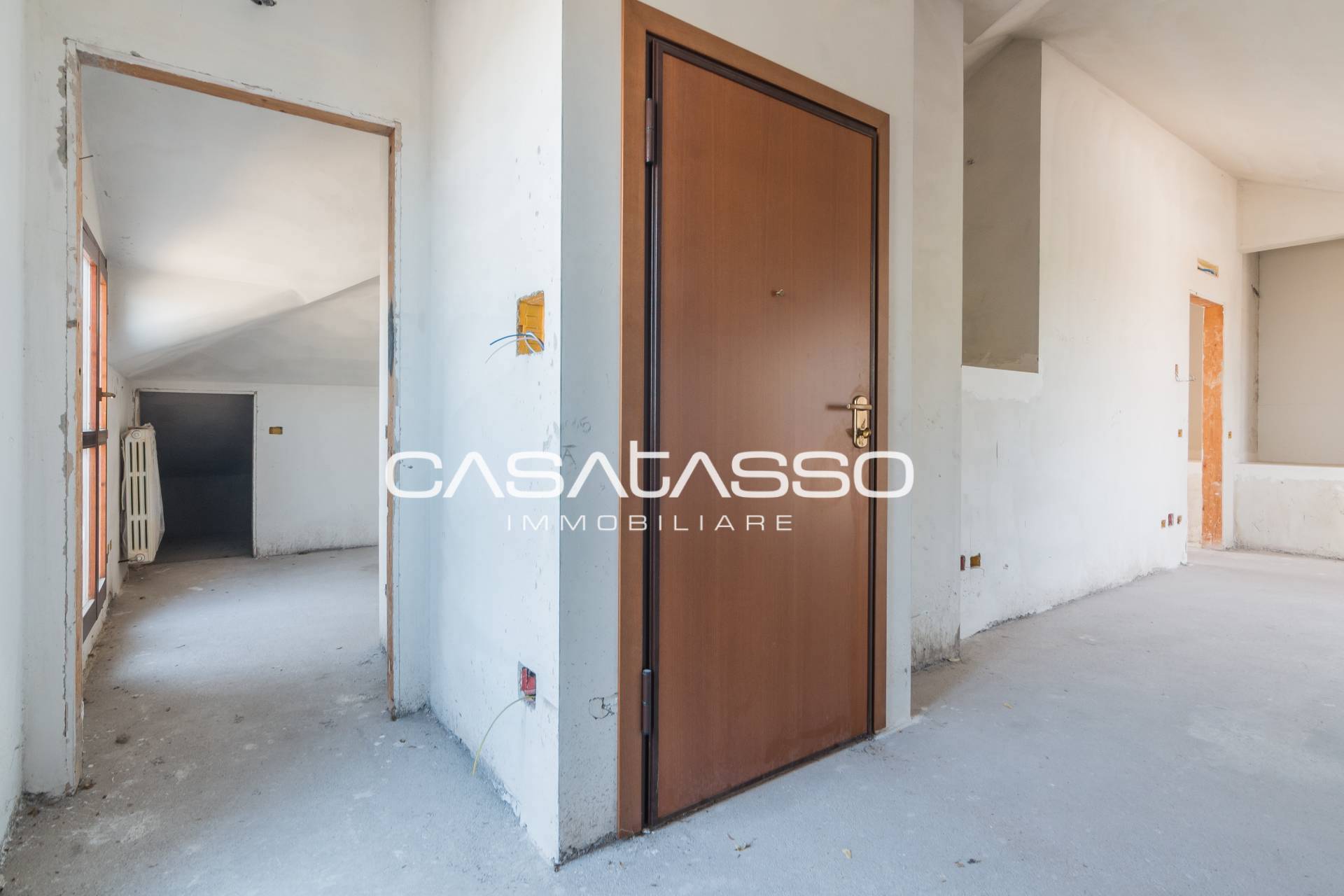 Mansarda in vendita a Macerata, Semicentrale