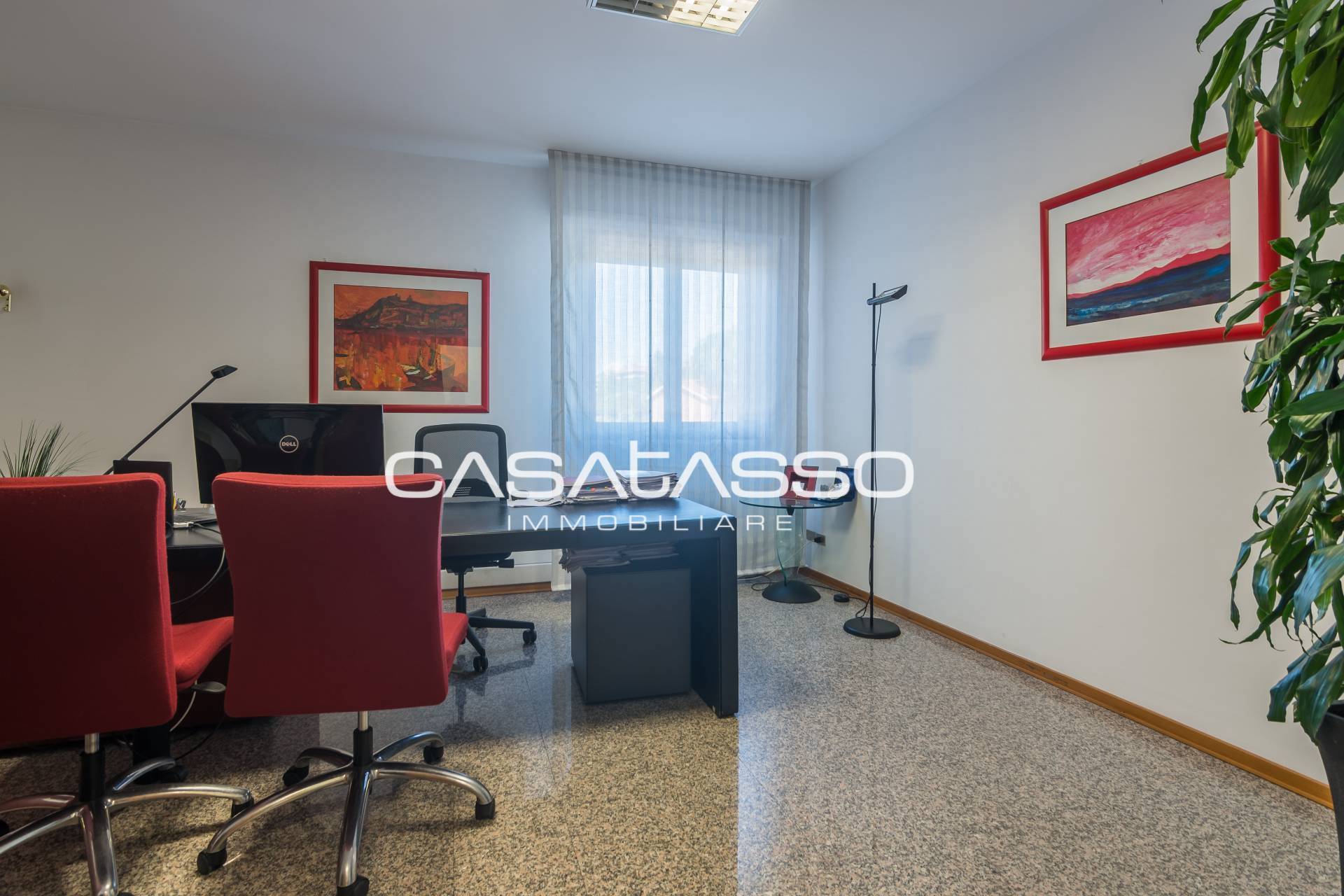 Studio/Ufficio in vendita a Macerata, TRIBUNALE