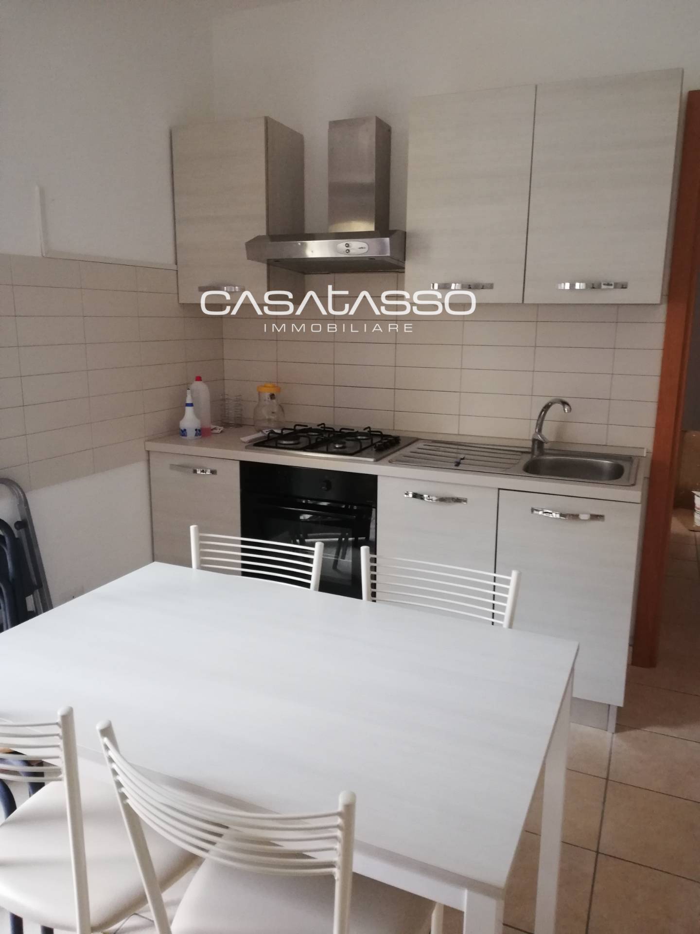 Appartamento in vendita a Macerata, VIA MAFFEO PANTALEONI