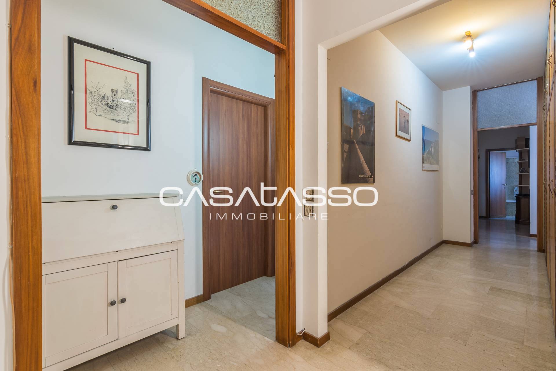 Appartamento in vendita a Macerata, C.SO CAVOUR