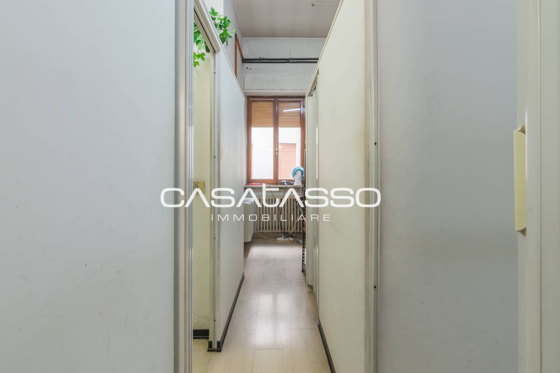 Locale commerciale in vendita a Macerata, V.LE DON BOSCO