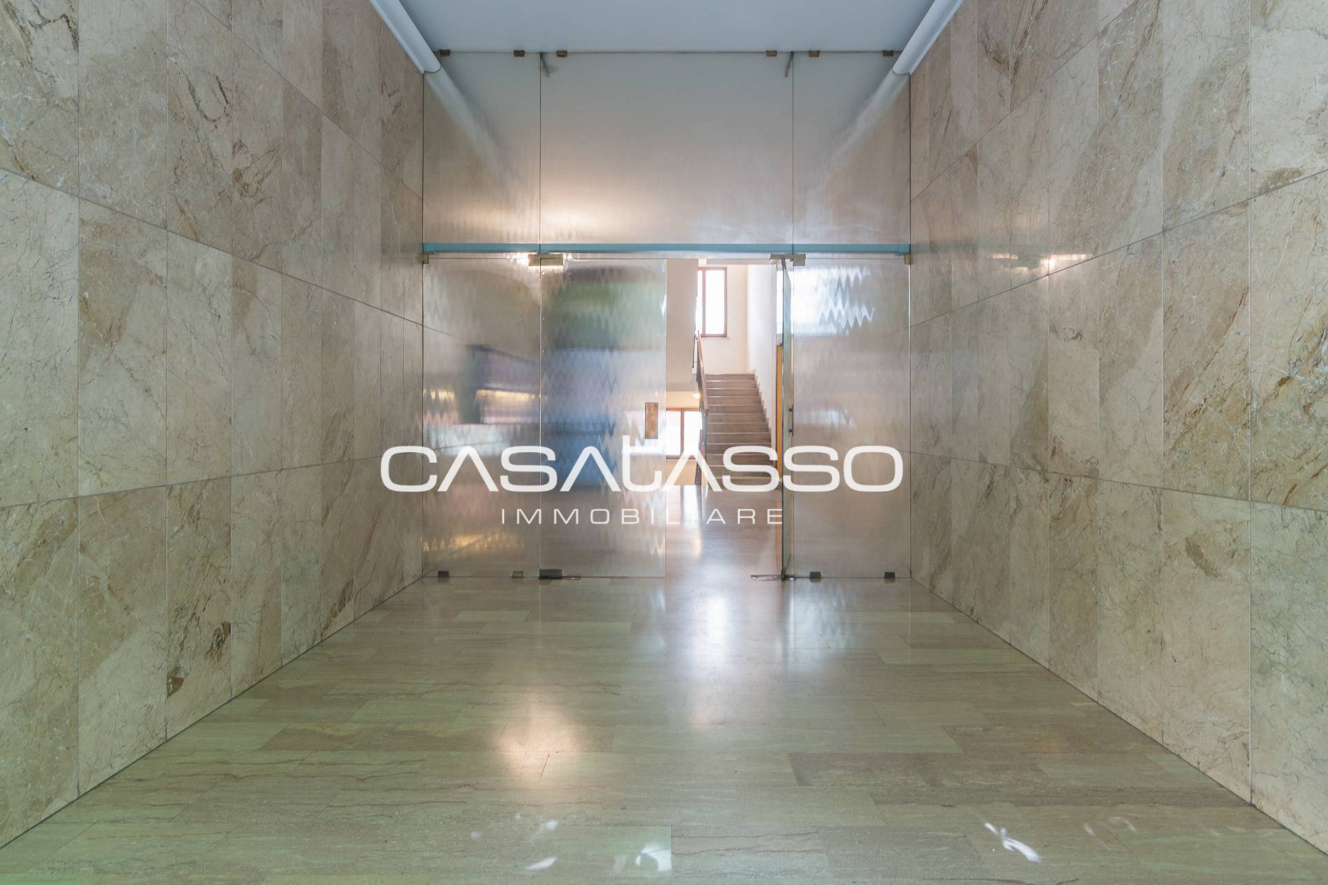 Locale commerciale in vendita a Macerata, V.LE DON BOSCO