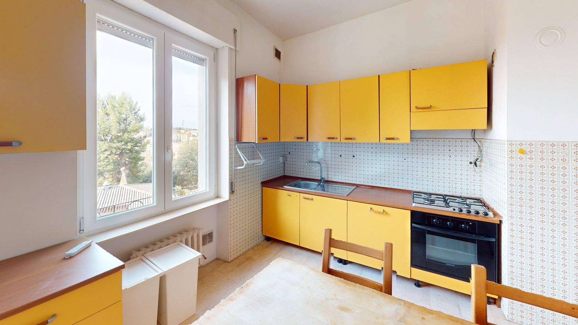 Appartamento in vendita a Macerata, Centro storico