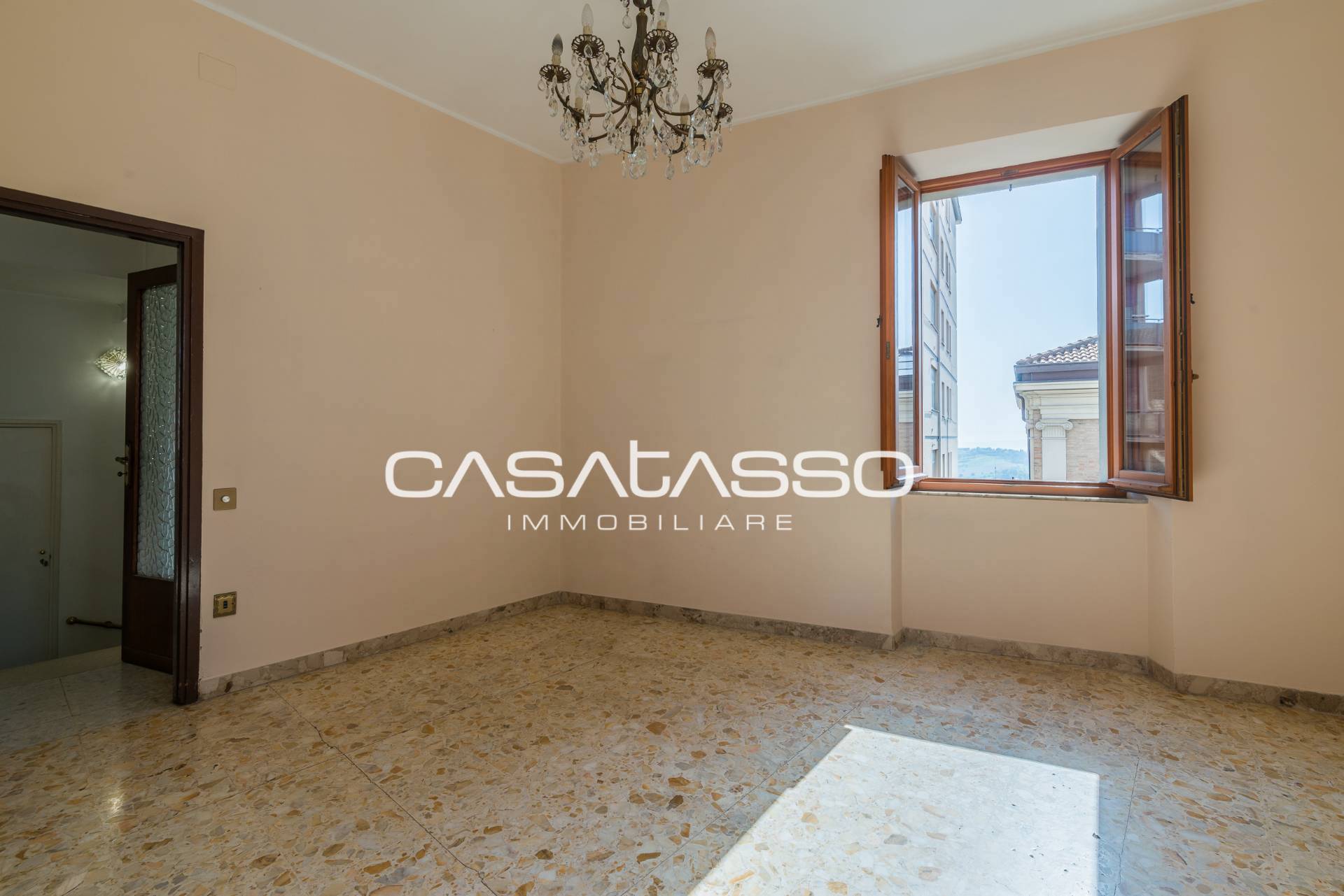 Appartamento in vendita a Macerata, Centro storico