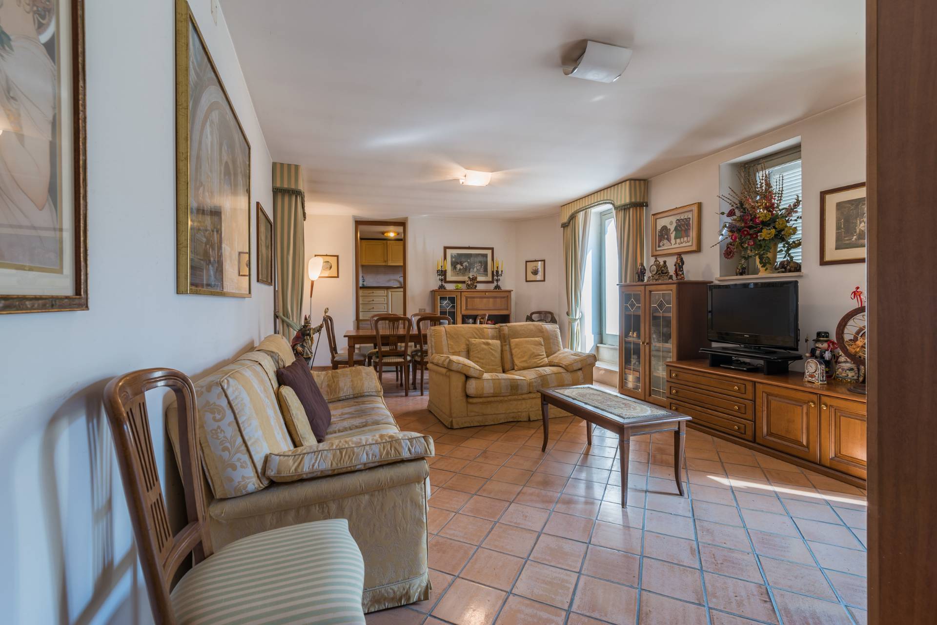 Appartamento in vendita a Macerata, Centro storico
