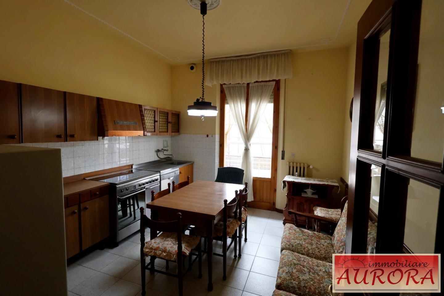 Quadrilocale in vendita a Poggibonsi