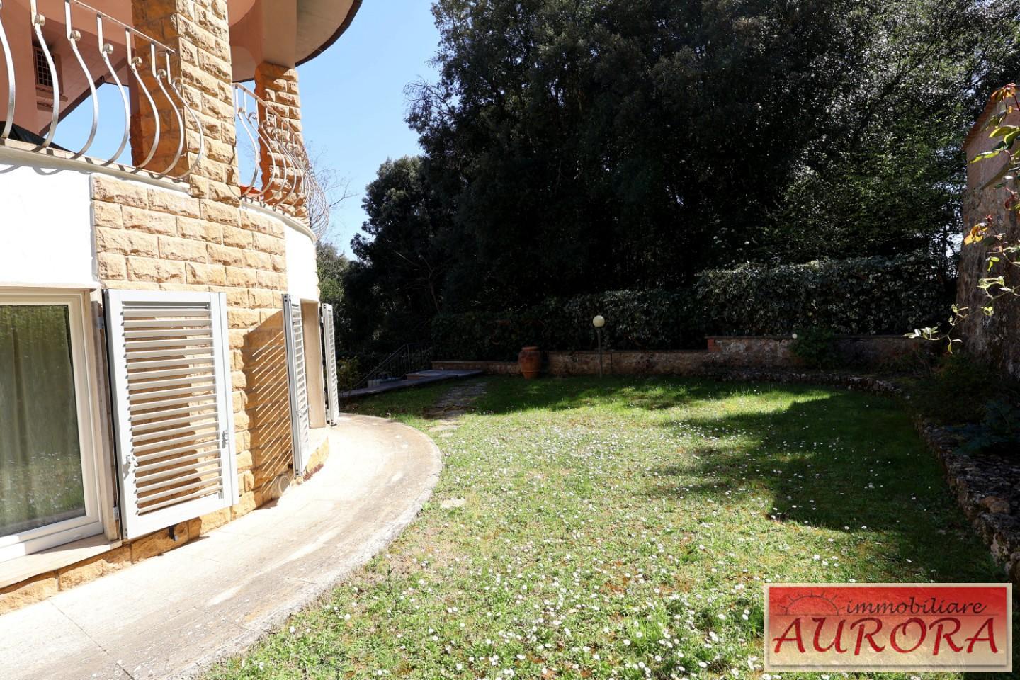 Appartamento con giardino, Monteriggioni santa colomba