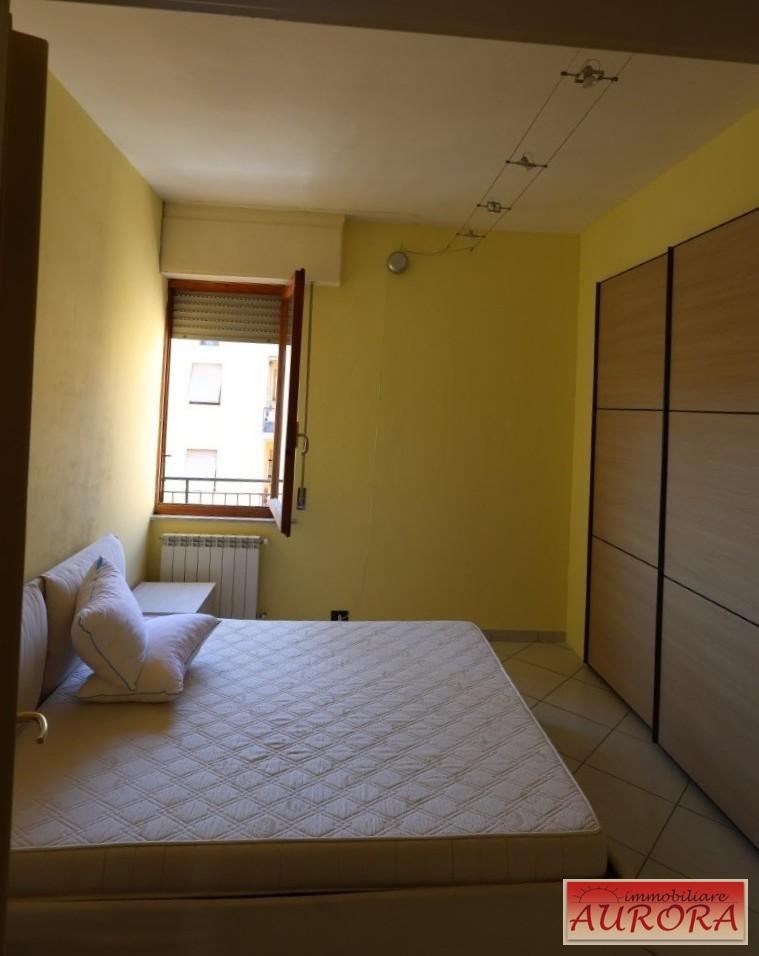 Trilocale arredato in affitto a Poggibonsi