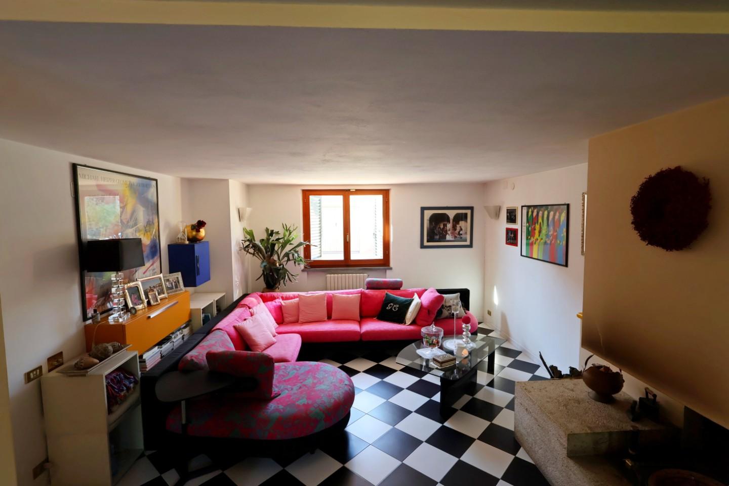 Villa con giardino a Poggibonsi