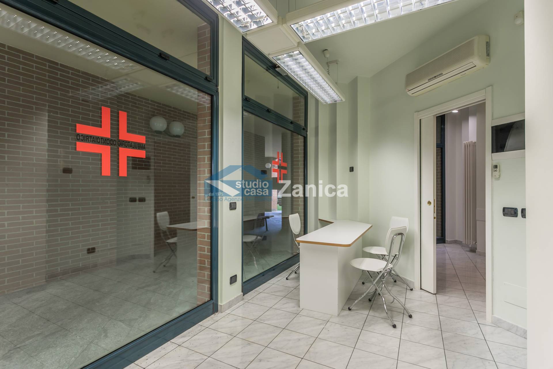 Locale commerciale in affitto a Bergamo