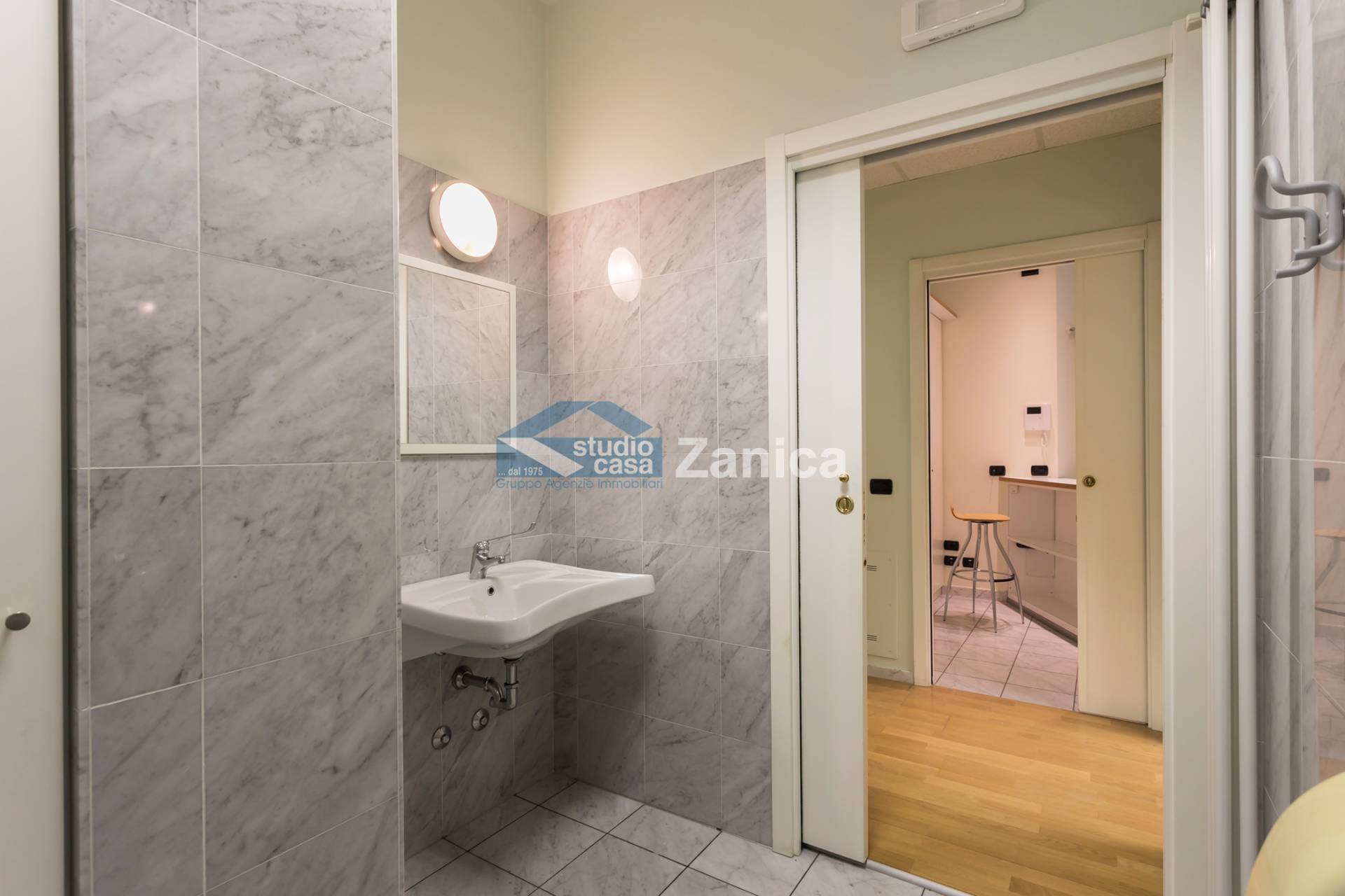 Locale commerciale in affitto a Bergamo