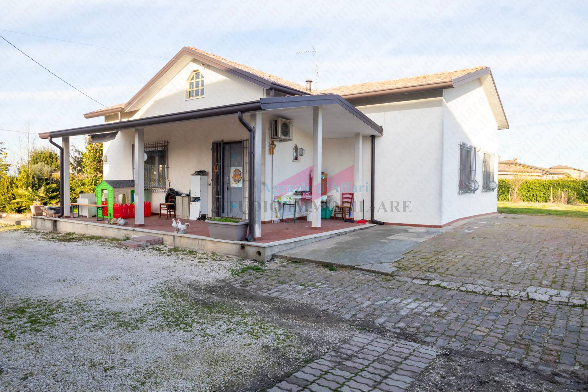 Casa indipendente in vendita a Bergantino