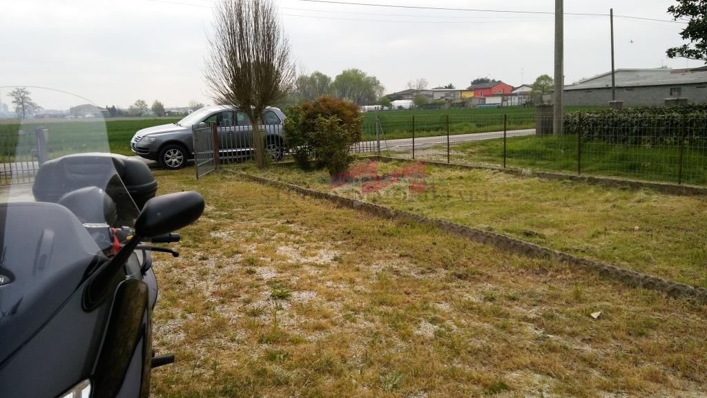 Casa singola in vendita a Serravalle a Po, Libiola