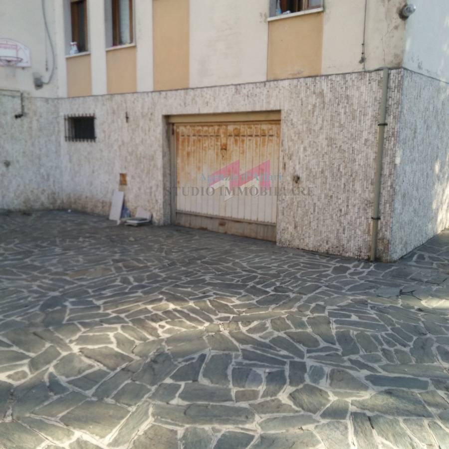 Bifamiliare in vendita a Ostiglia