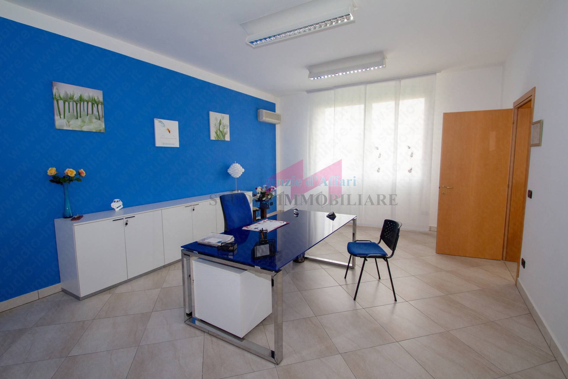 Studio/Ufficio in affitto a Castelnovo Bariano