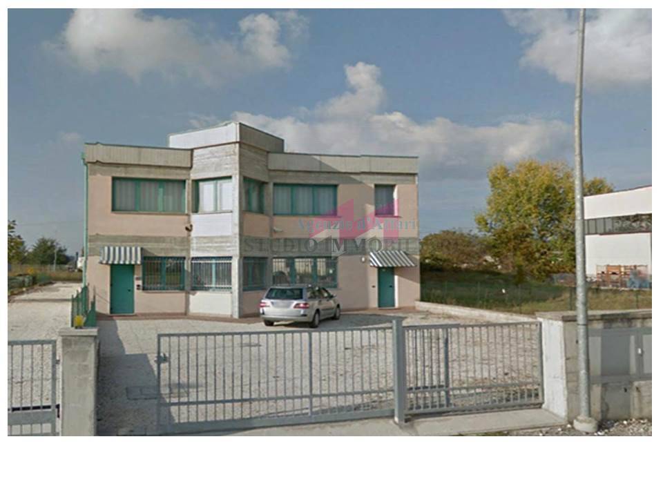 Studio/Ufficio in vendita a Pieve di Coriano