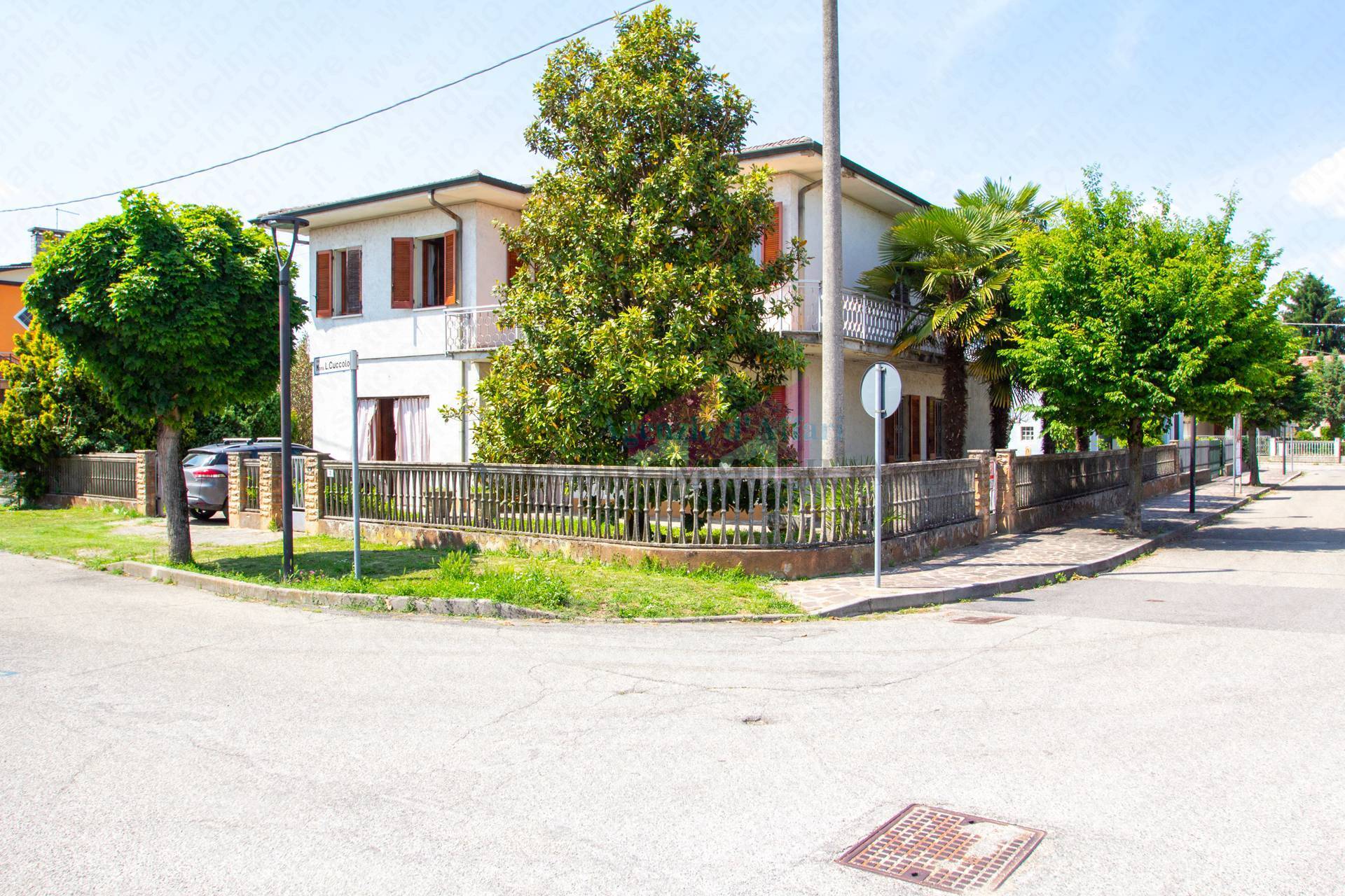 Casa singola in vendita a Melara