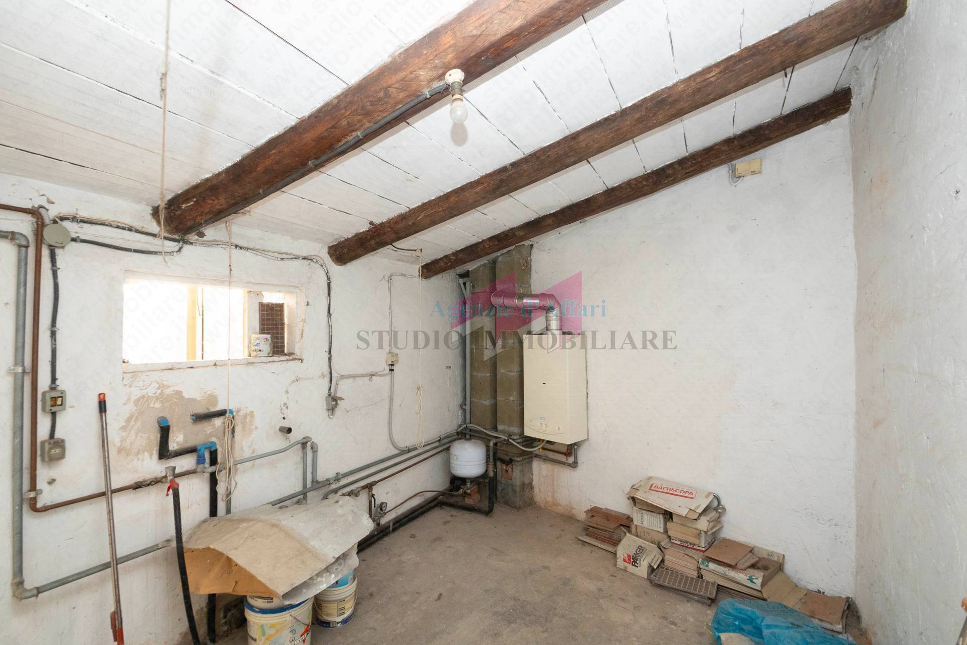 Porzione di fabbricato in vendita a Ostiglia