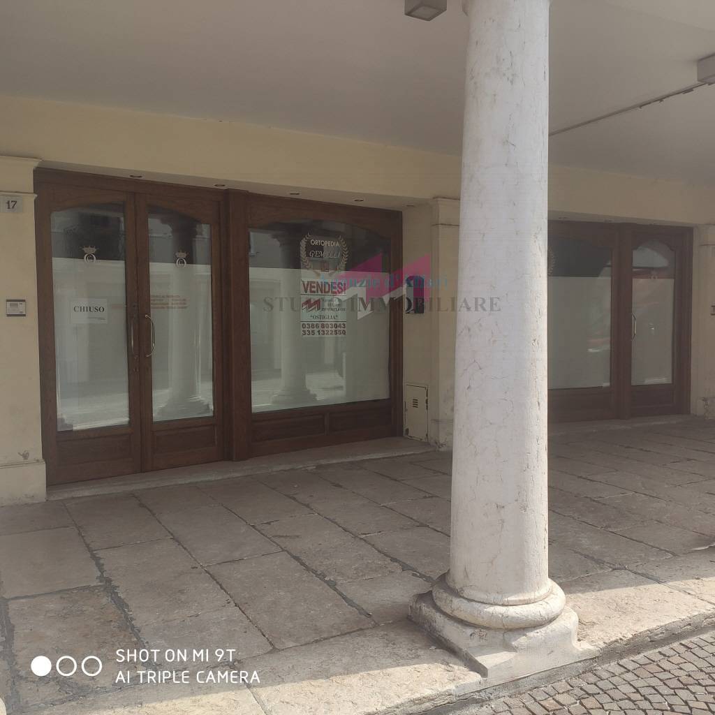 Negozio in vendita a Ostiglia