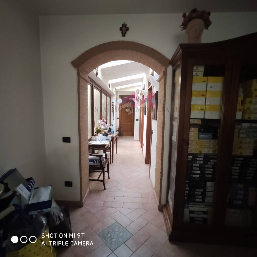 Negozio in vendita a Ostiglia