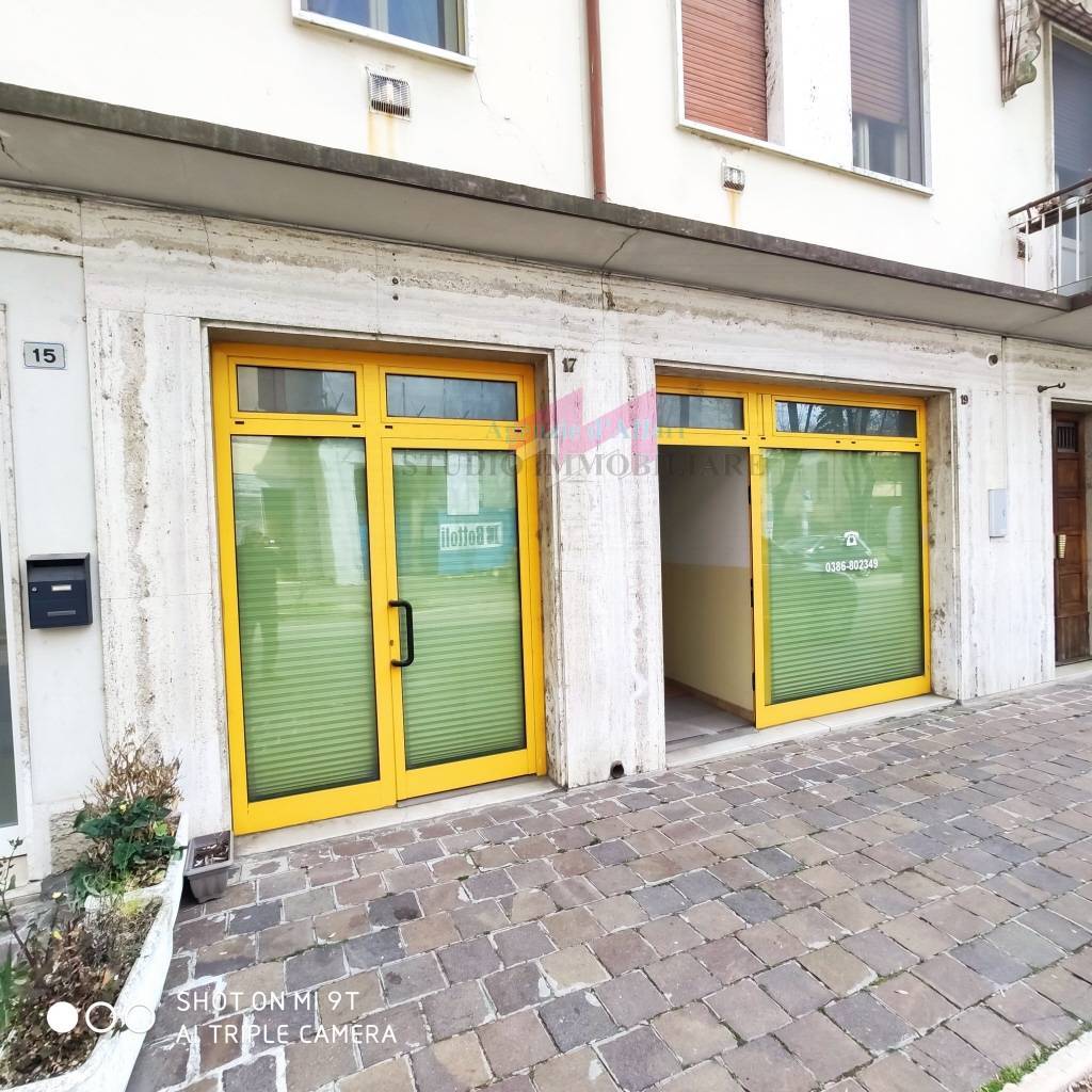 Negozio in vendita a Ostiglia