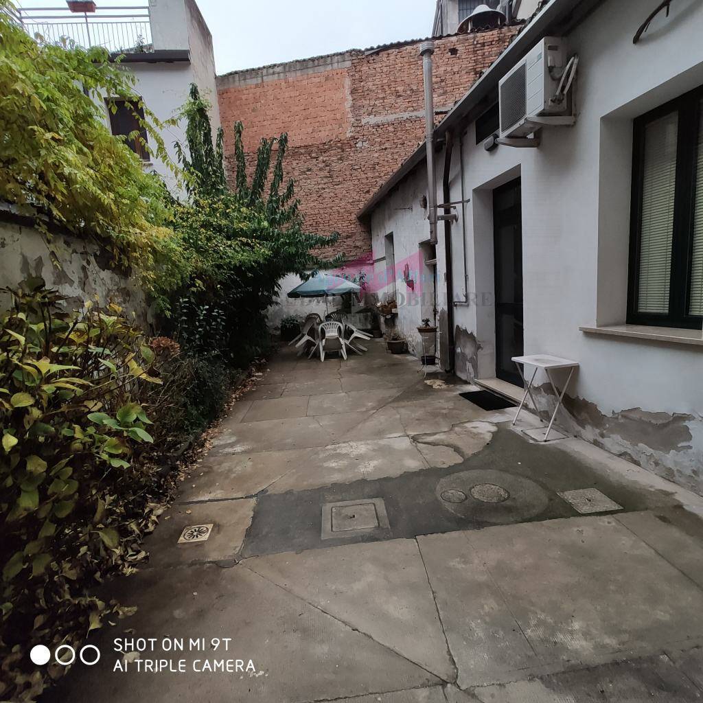 Negozio in vendita a Ostiglia