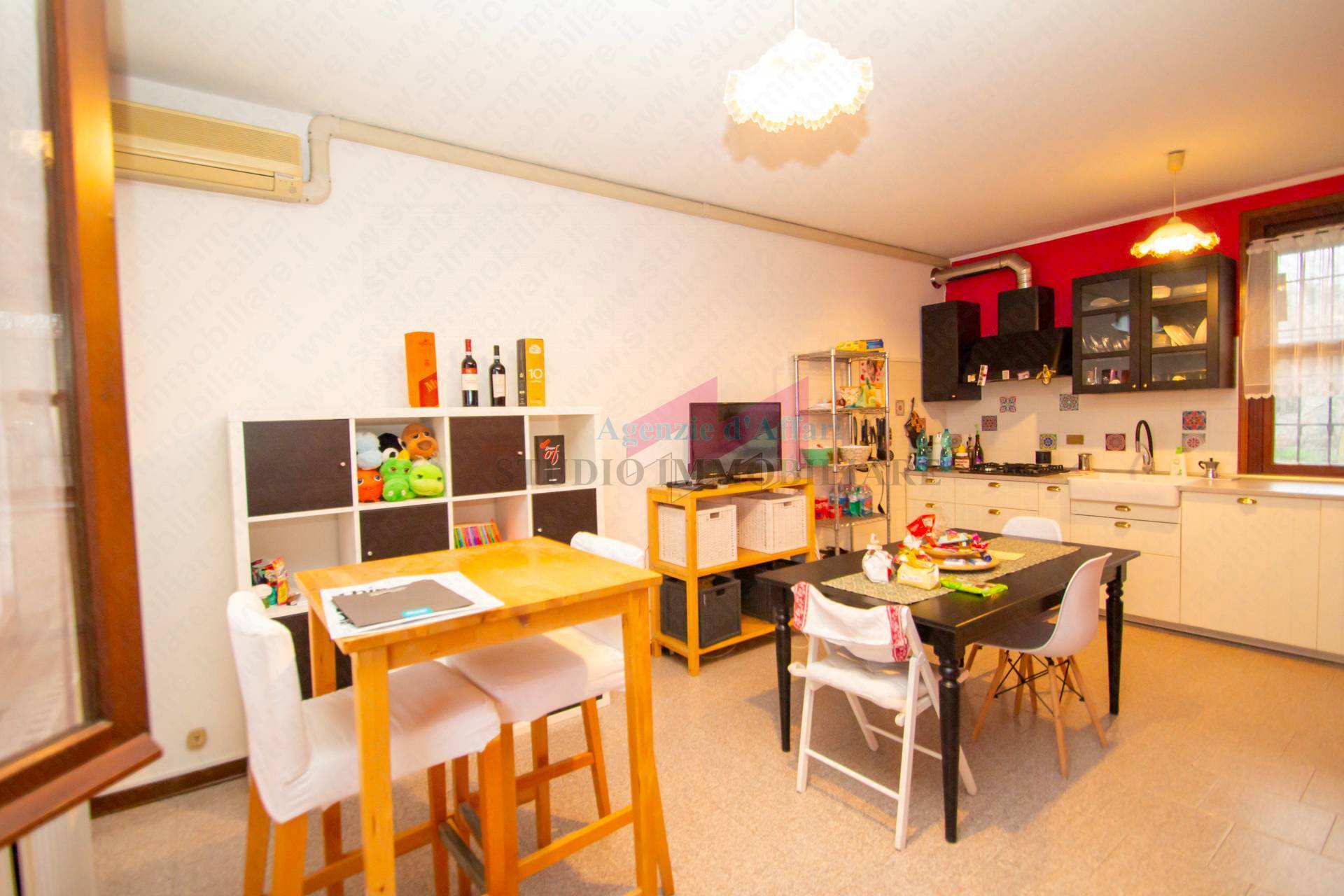 Villa Singola in vendita a Trecenta, Sariano