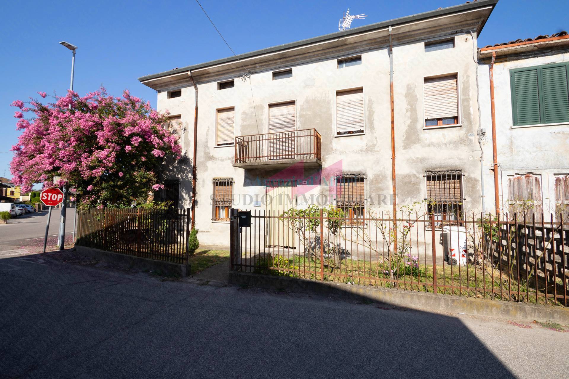 Porzione di bifamiliare in vendita a Bergantino