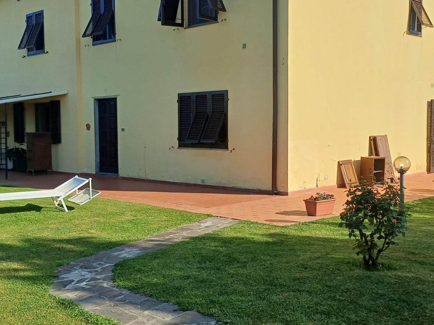 Rustico con giardino, San Giuliano Terme asciano