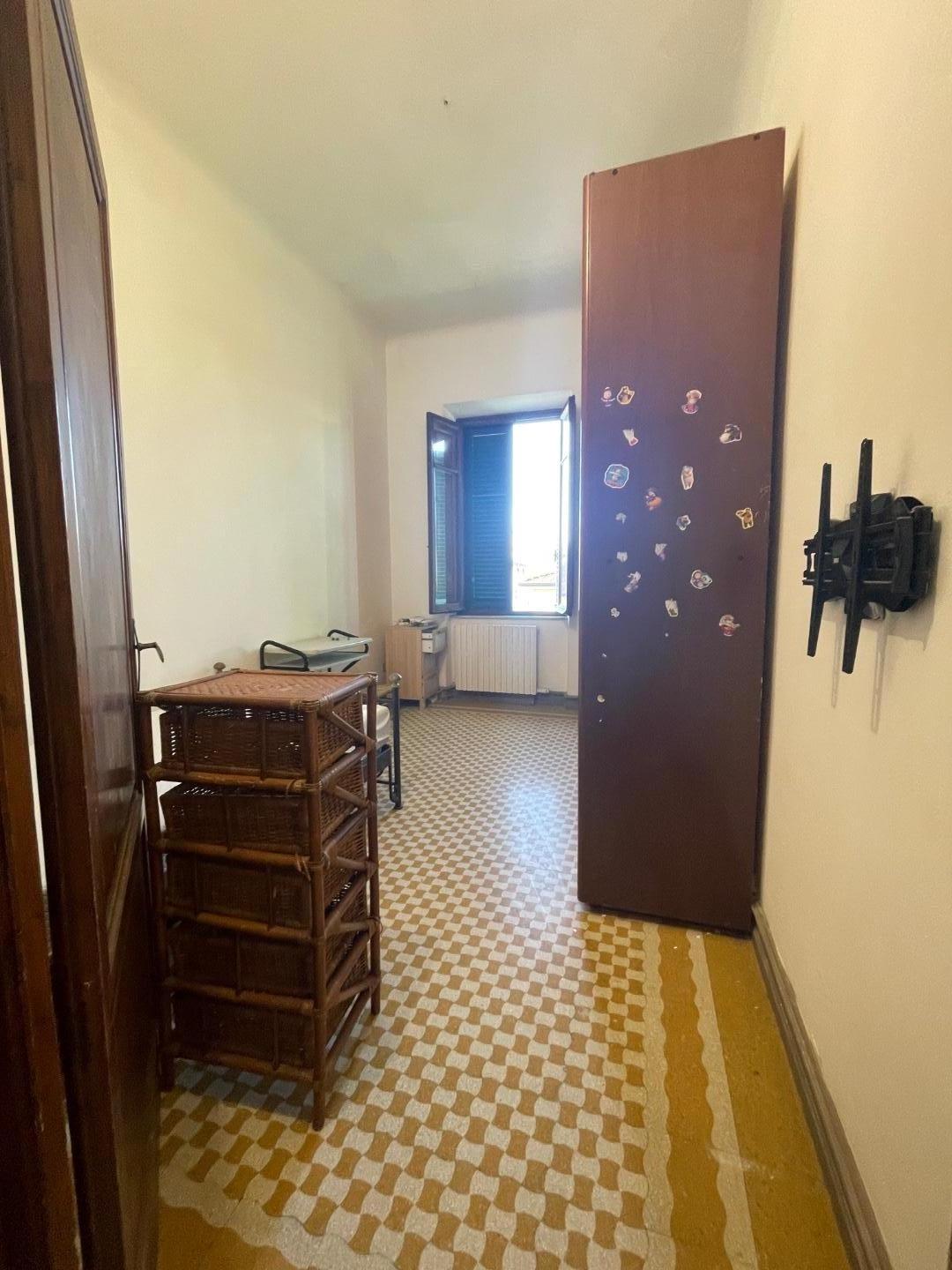 Appartamento con terrazzo, Viareggio centro mare