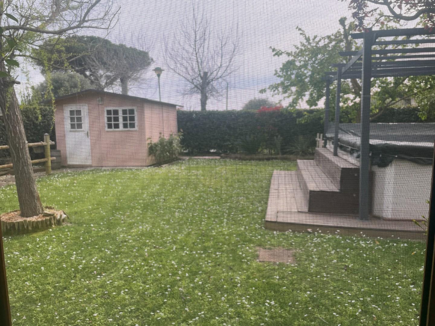 Rustico con giardino, Pisa marina di