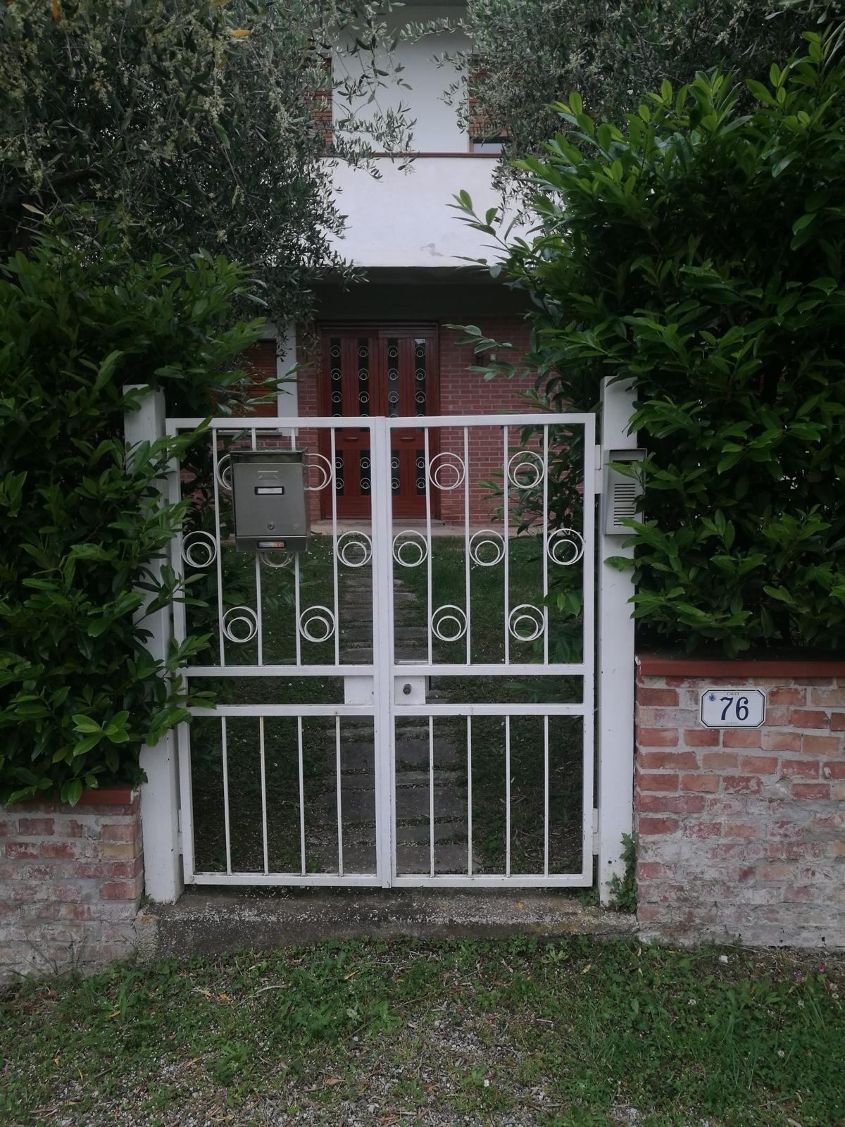 Quadrilocale arredato in affitto a Calci