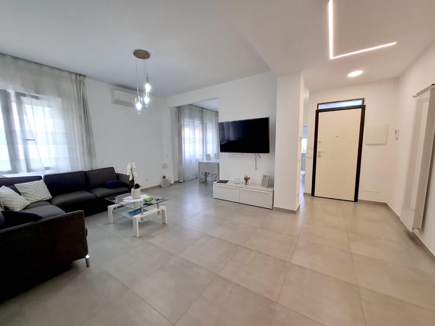 Quadrilocale in vendita, Carrara marina di