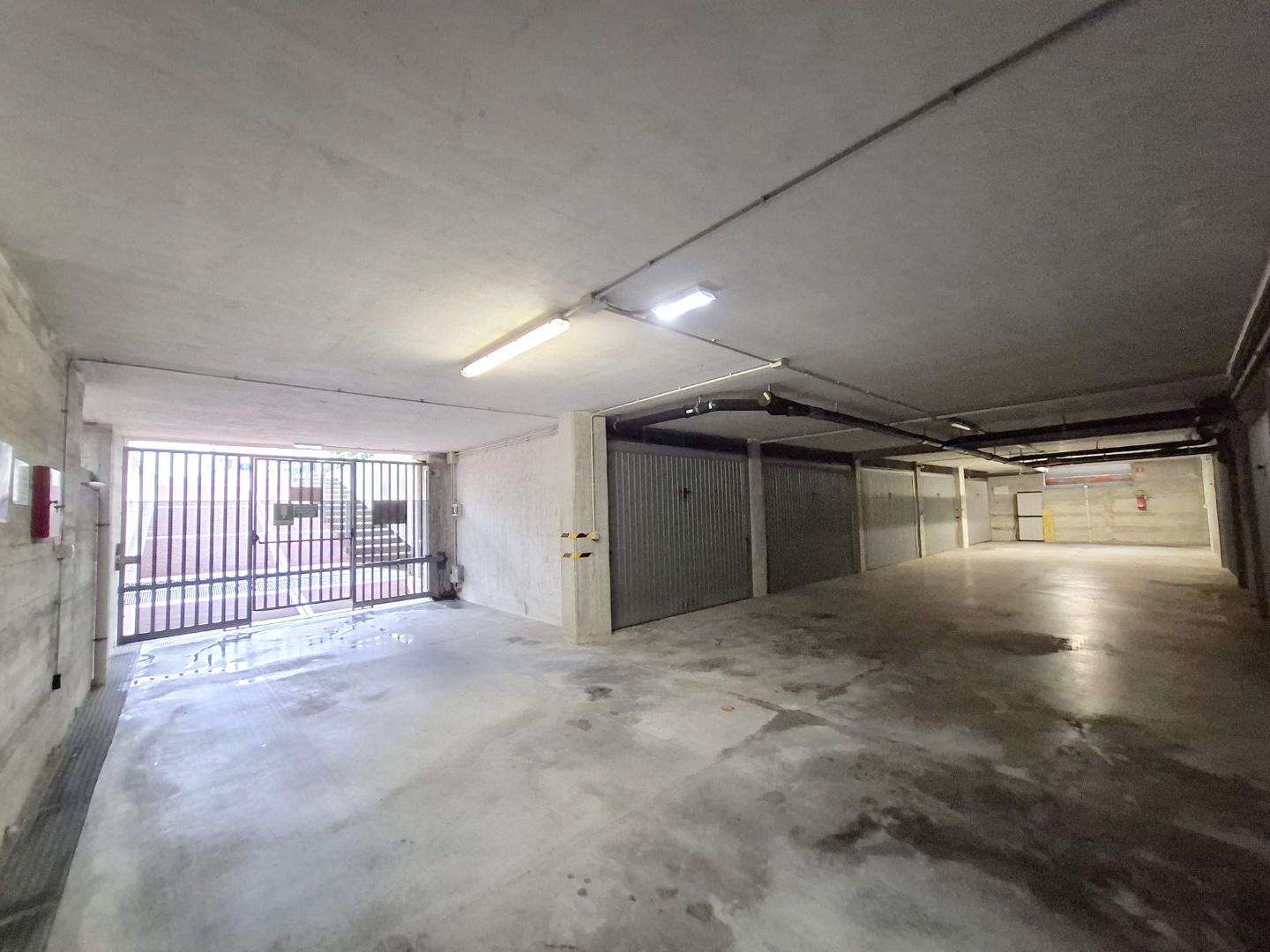 Box/Garage 15mq in vendita, Carrara avenza