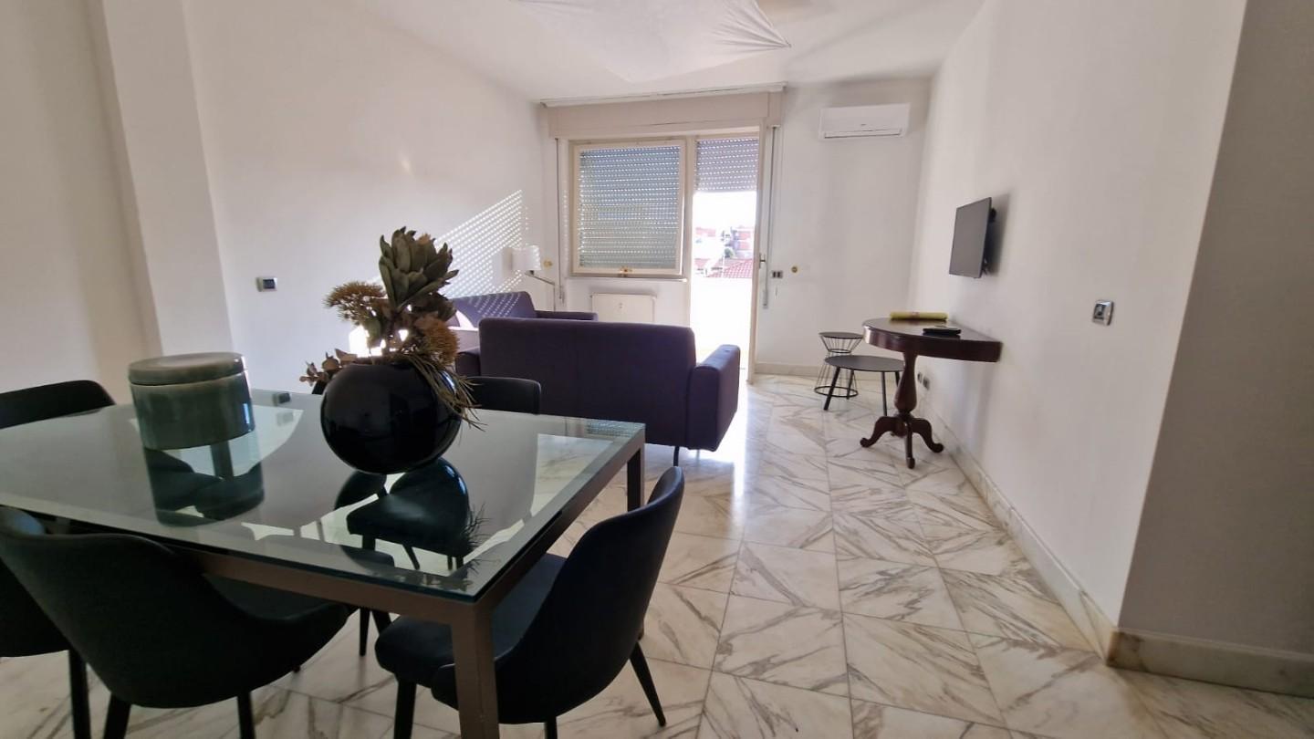 Quadrilocale ristrutturato, Carrara marina di