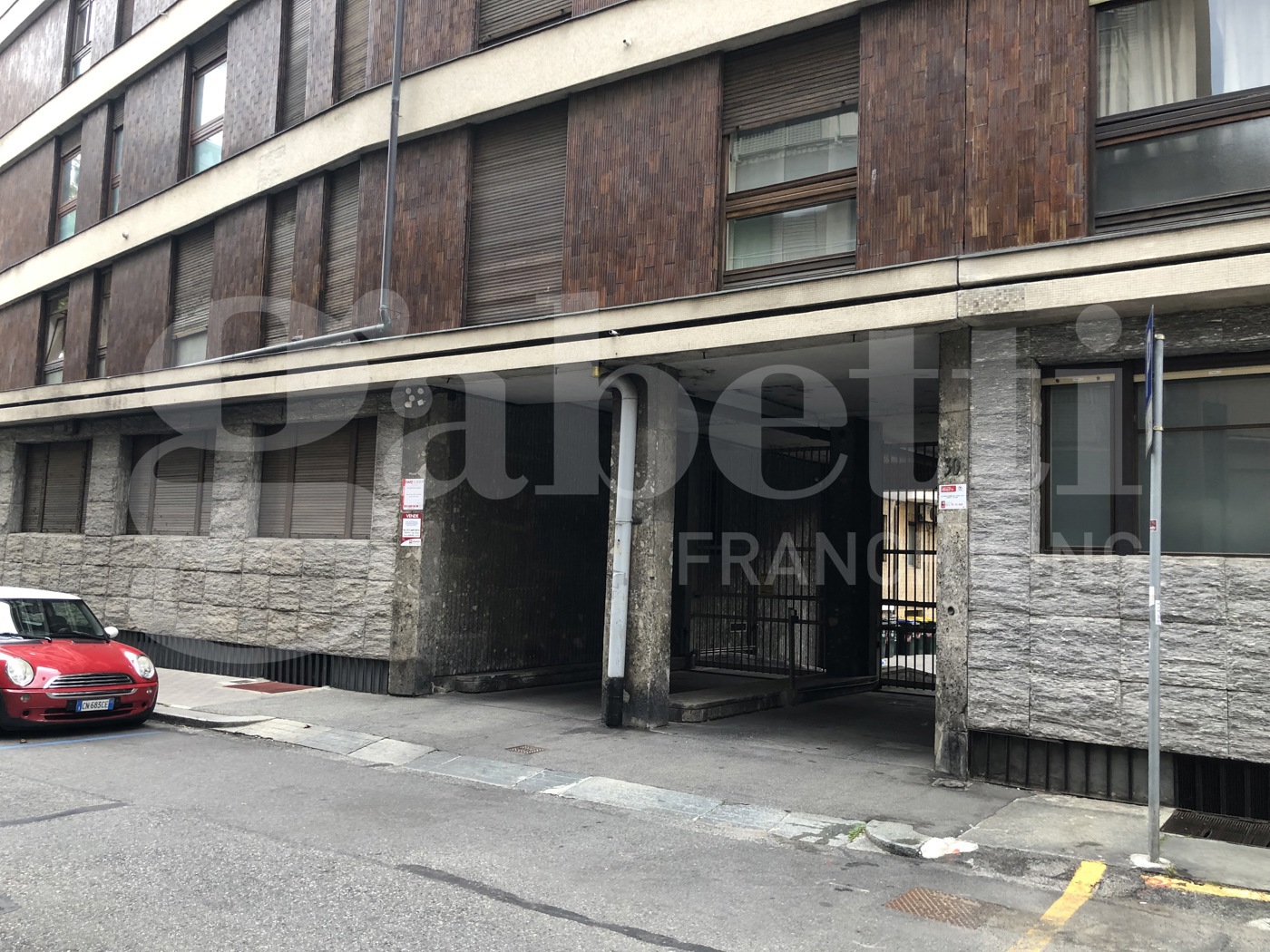 Box/Garage 10mq in vendita a Torino