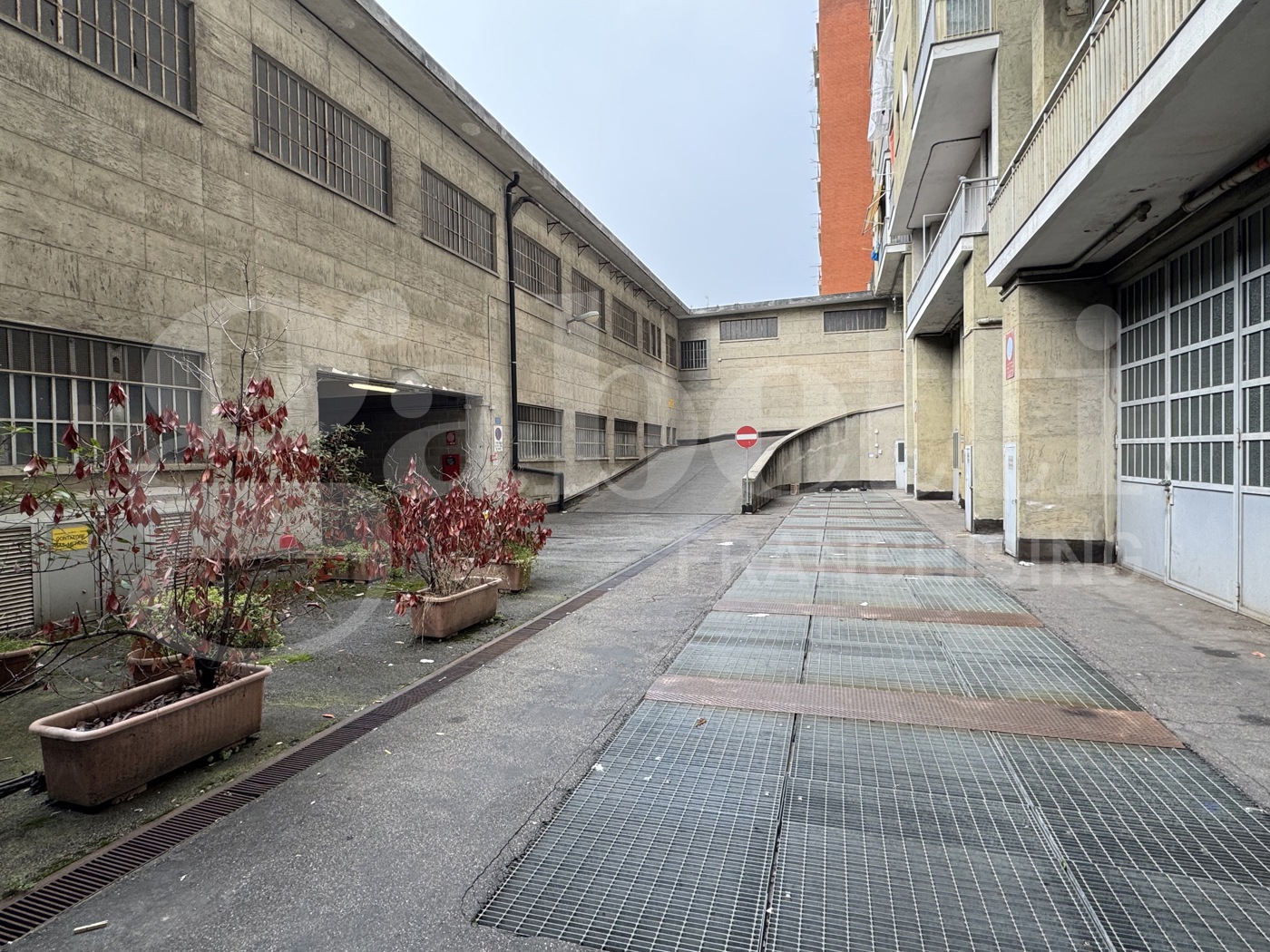 Magazzino in vendita a Torino