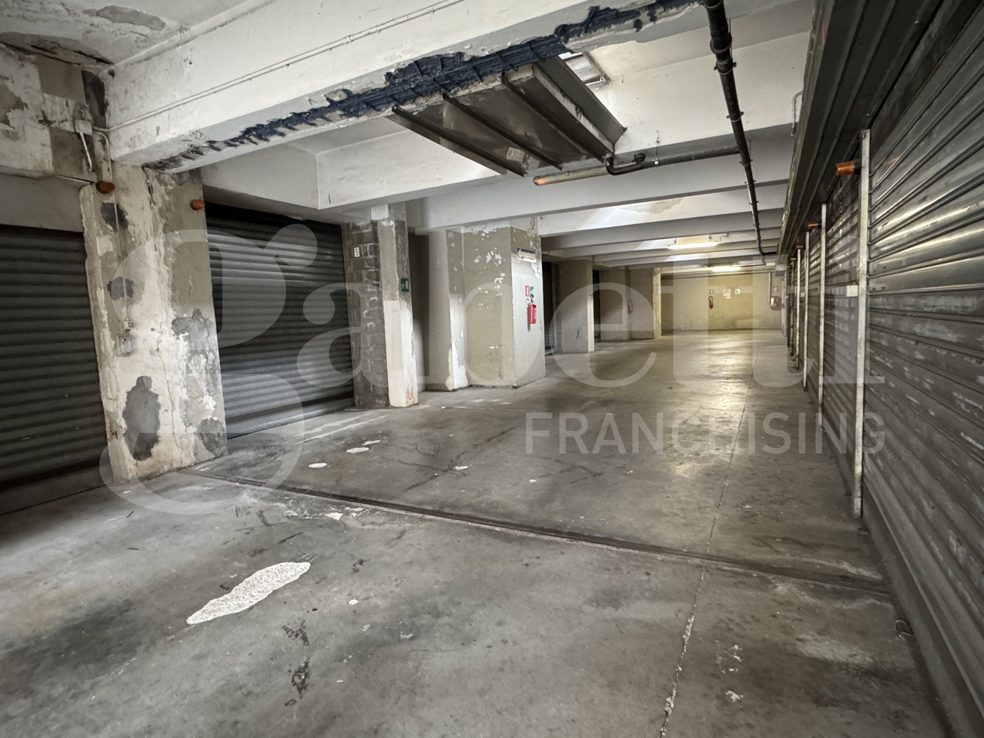 Box/Garage 55mq in vendita a Torino