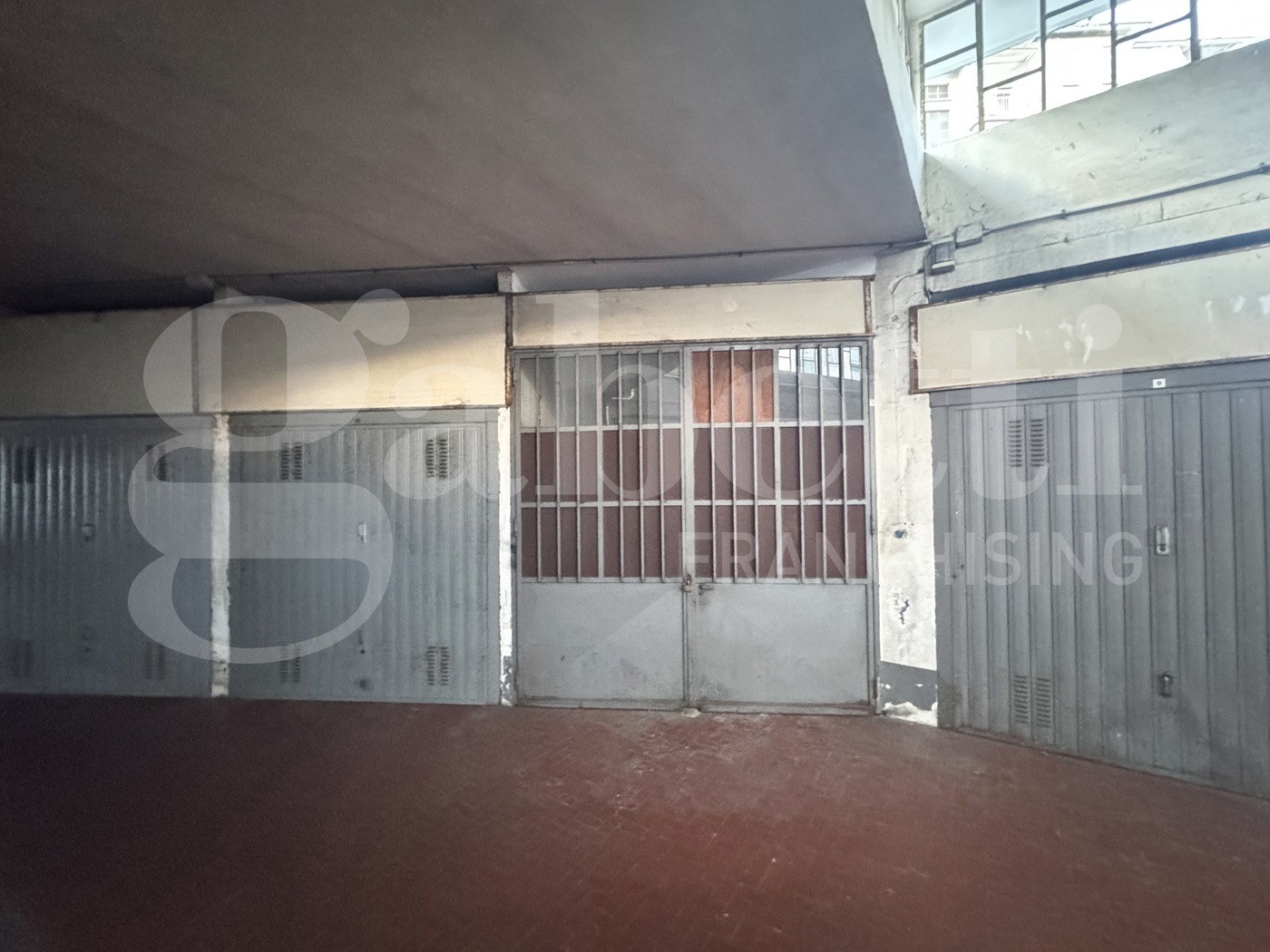 Box/Garage 23mq in vendita a Torino