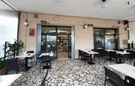 Locale commerciale in vendita in piazza dell'uccellina 17, Orbetello