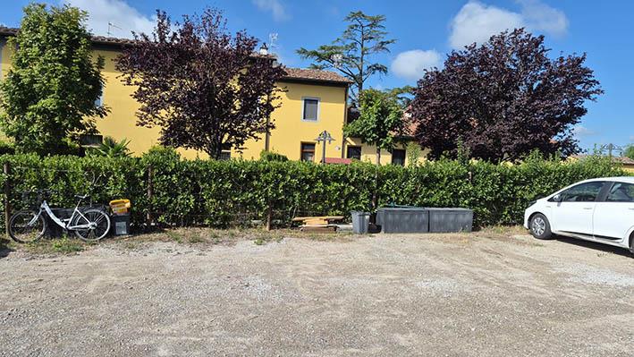 Posto auto scoperto in vendita in via della bastia 8, Empoli