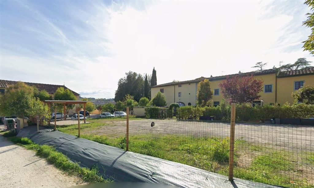 Posto auto scoperto in vendita in via della bastia 8, Empoli