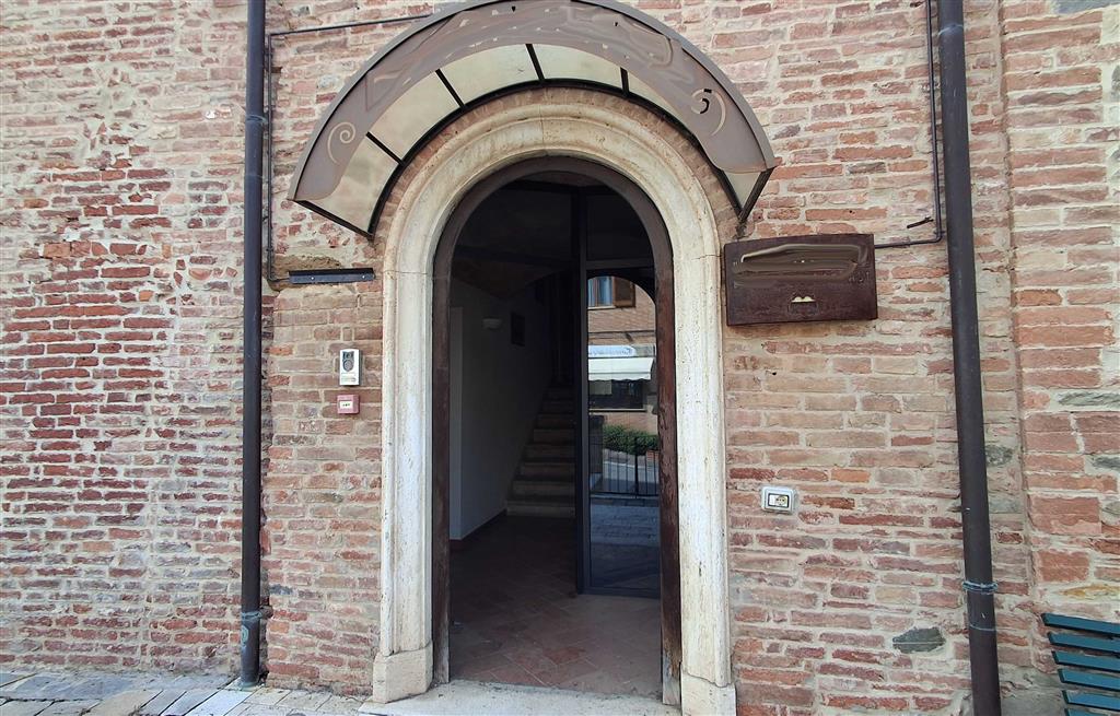 Casa vacanza in vendita in via passeggio giuseppe garibaldi 52, Torrita di Siena