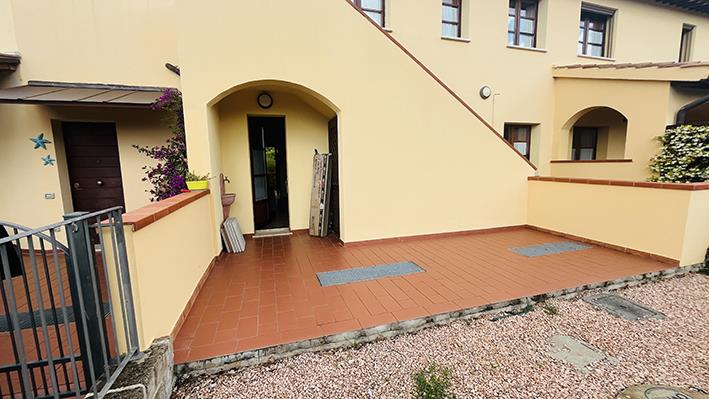 Appartamento in vendita in localit� col di sasso complesso borgo etrusco, Scarlino