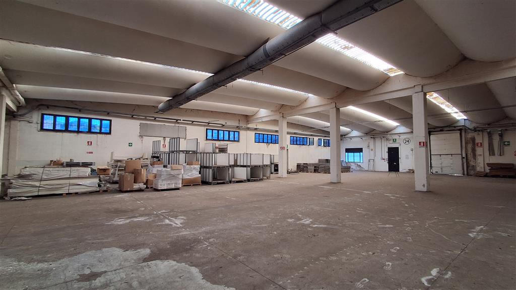 Capannone in vendita in via vecchia aretina, Castiglion Fibocchi