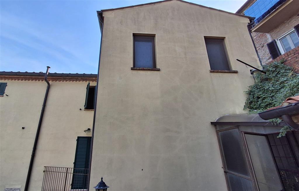 Casa vacanza in vendita in via passeggio giuseppe garibaldi 52, Torrita di Siena