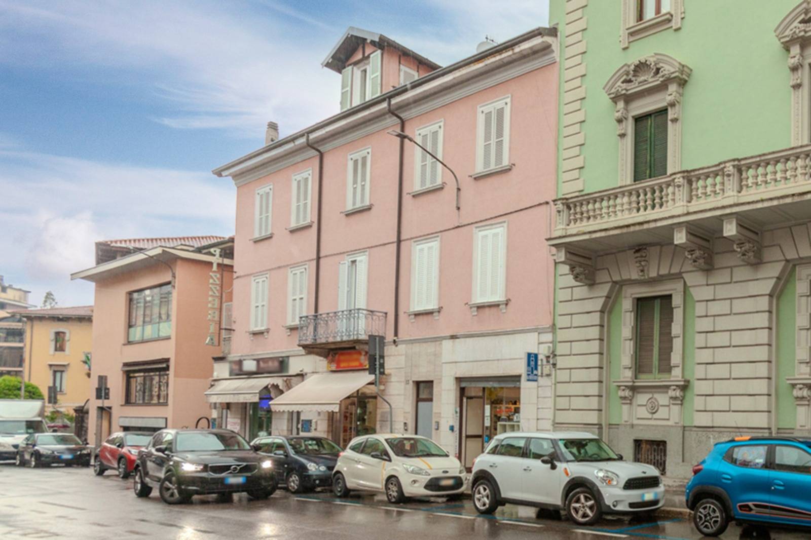 Trilocale in vendita, Varese centro